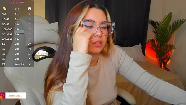 dakottaa_ webcam