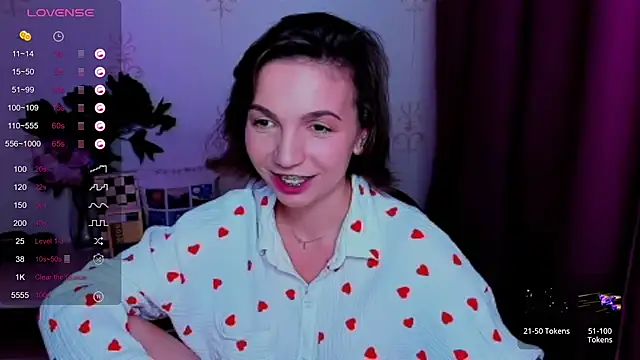 KindHazelHere_ webcam