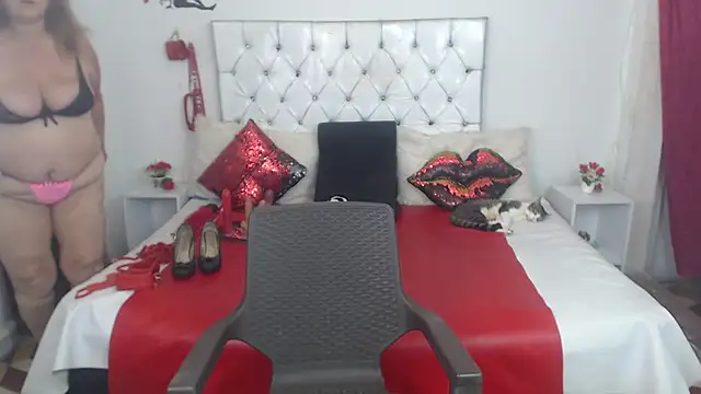 Sweetbigcatt webcam
