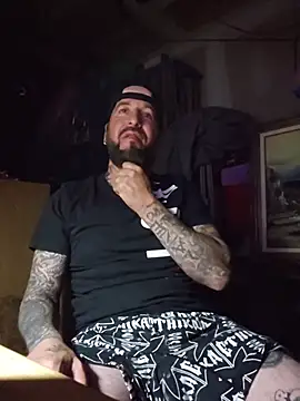 Beardedtattood live sex cam