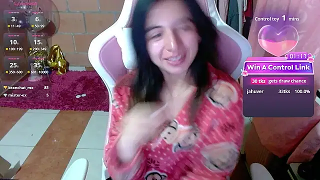 Maggie_Fox3 live cam on StripChat