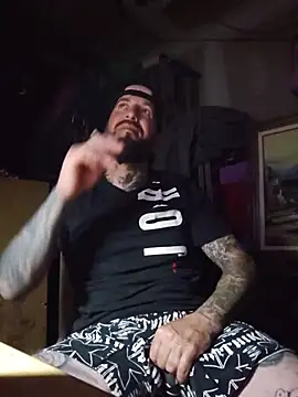 Beardedtattood webcam