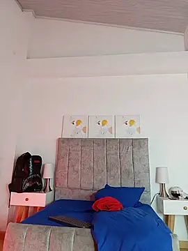 Dante_Knox webcam