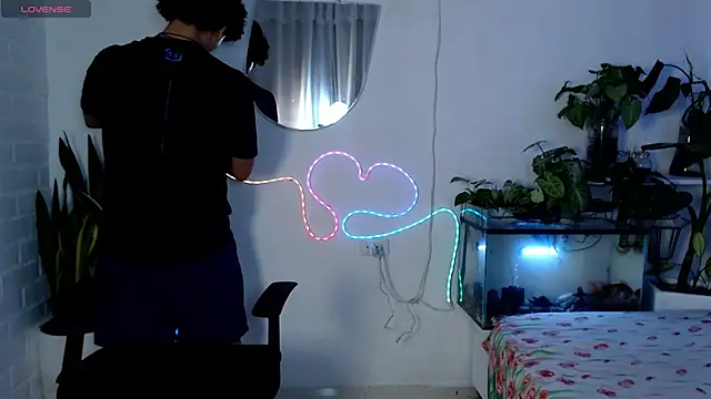 Magnuz_Col live cam on StripChat
