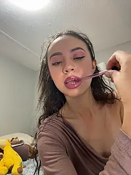 FrancescaBorn webcam