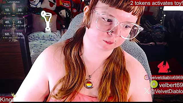 VelvetDiablo webcam