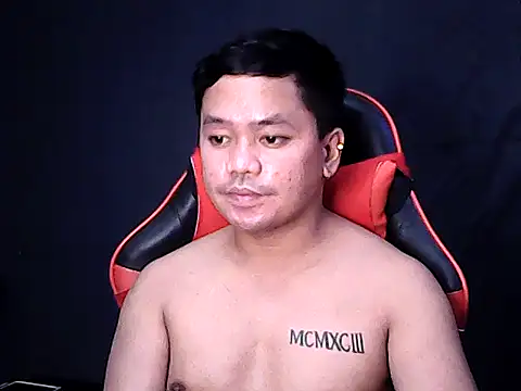 sweet_sexyasian69 (M young) - Help me to Cum in public or Private