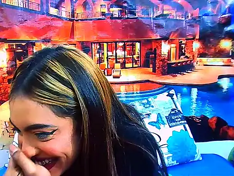 IndianPretty14u2Luv webcam