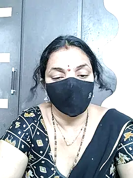 Leela_555 webcam