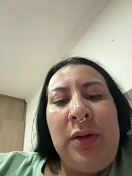 Abril_Luv webcam