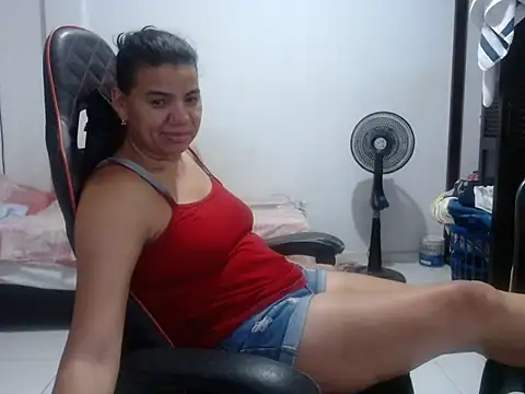 Adriana_0312 webcam