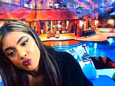 IndianPretty14u2Luv webcam