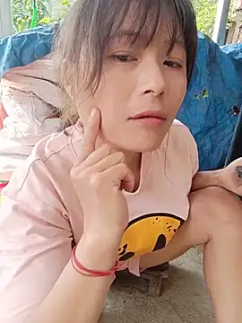 Linda-yiyi webcam