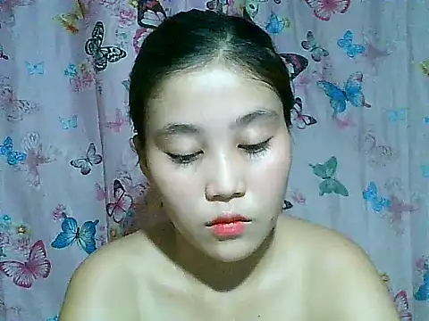 SexyAsianPussy4u live cam