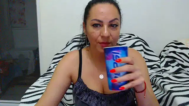 MissElla webcam