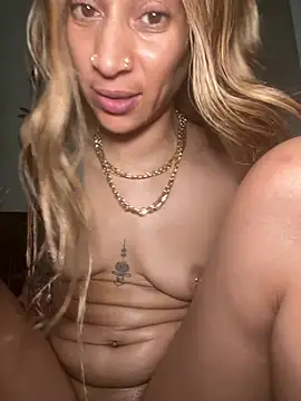 Shuggabutt webcam