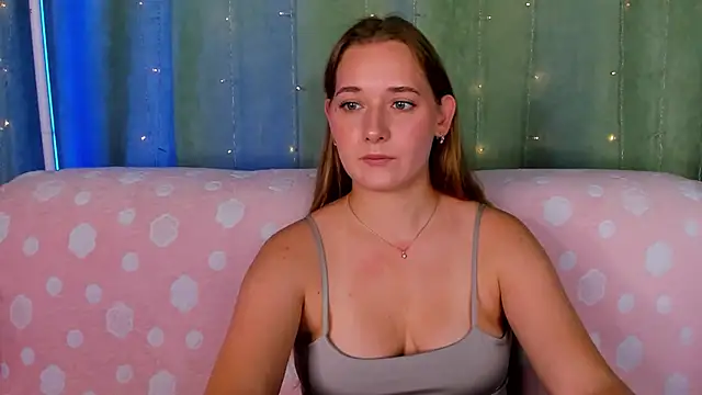 AlinaVice webcam