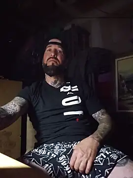 Beardedtattood webcam