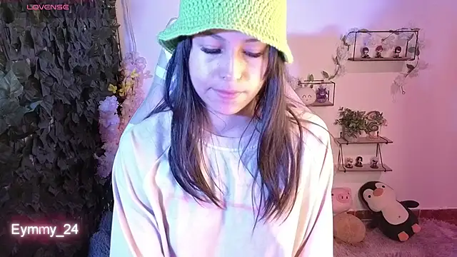 Eymmy_24 webcam