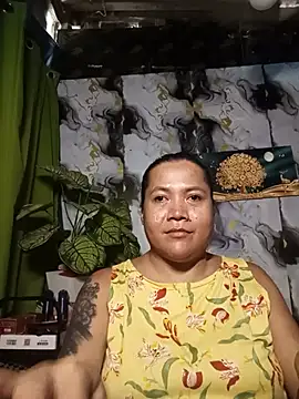 TabooSHOWgirl18 webcam