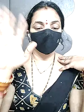 Leela_555 webcam