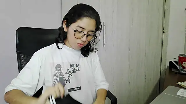 skinnyX333 webcam
