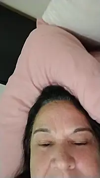 Yaya_Mineira webcam