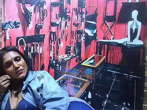 IndianSexyLady20 webcam