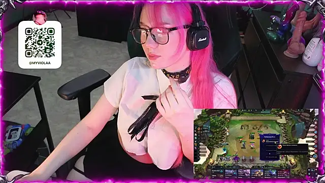 Maya_Viola webcam