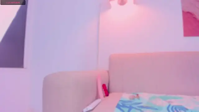 nyx_velvet webcam