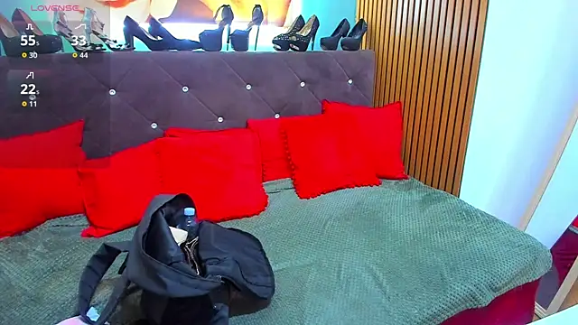 LauraSiin webcam