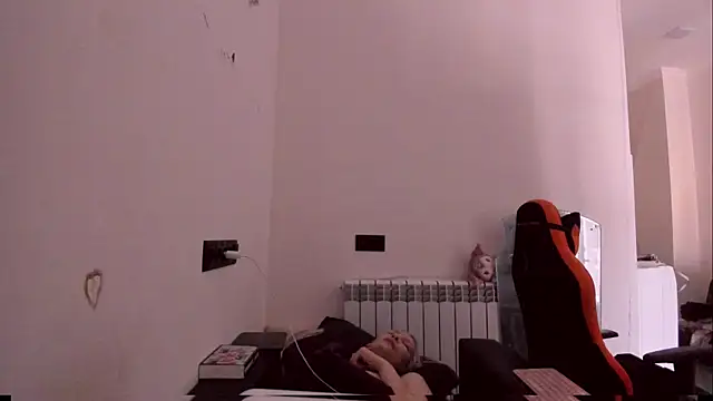 Lyricca webcam