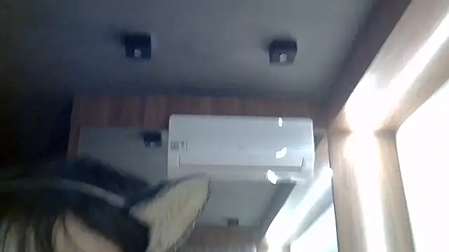 SkinnyKitten webcam