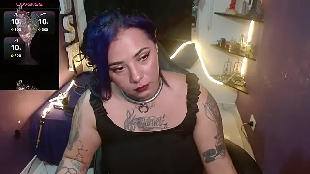 Alexa_Slavehot777 webcam