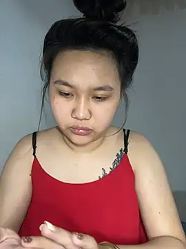 Almira6868 webcam