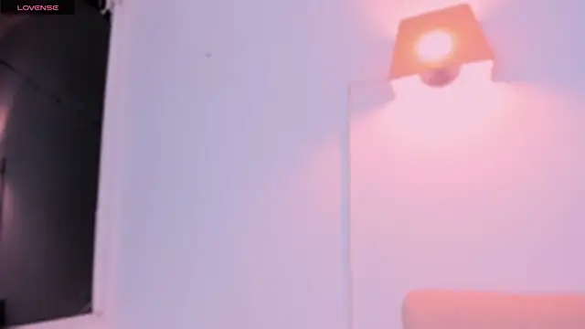 nyx_velvet webcam