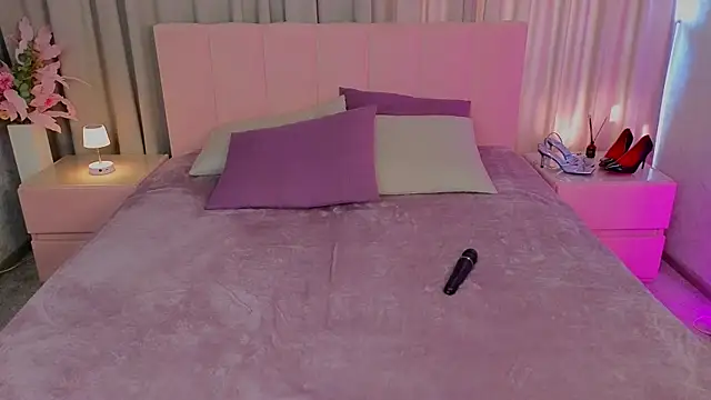 Ariana_Petite webcam