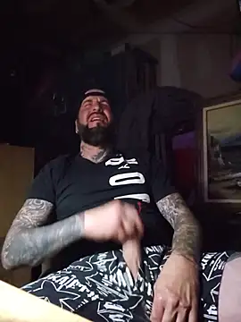 Beardedtattood live cam