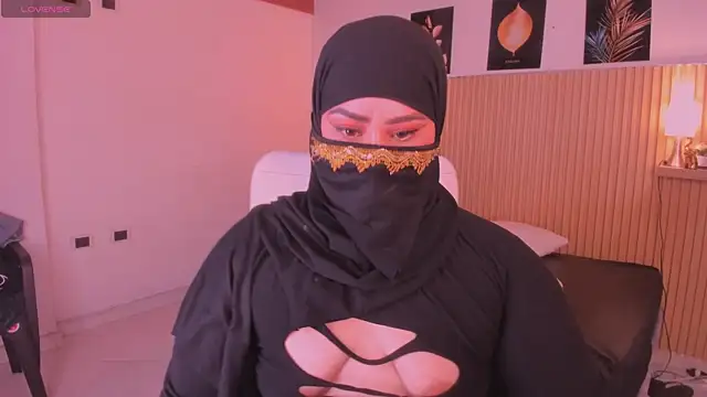 samanee_konn webcam