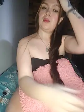 dulce_cum343 (Ask my age) - Show ass
