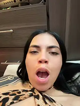 i_am_nina_ webcam