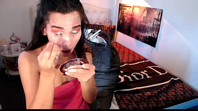 NinaDOM4CUM webcam