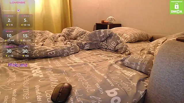 _M_i_a___ webcam