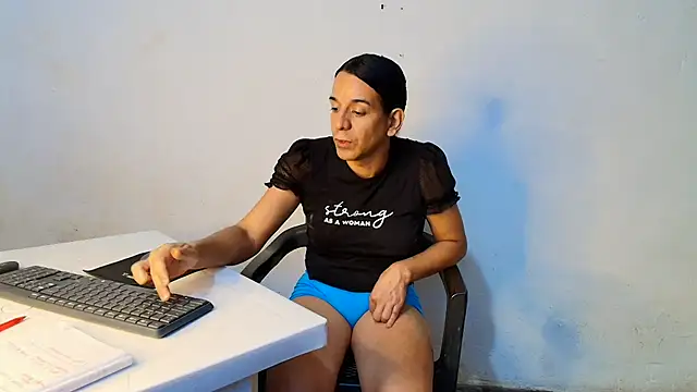 Oh_Tique webcam