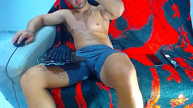 hugo_19cm