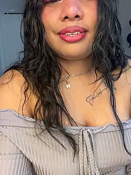 Rashell1_Queen webcam