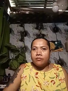 TabooSHOWgirl18 webcam
