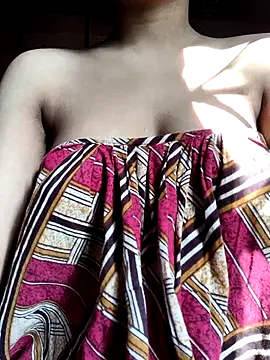 tina2005 webcam