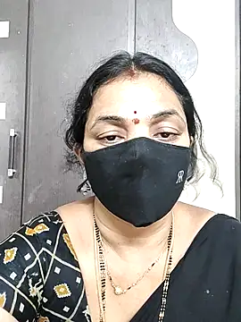 Leela_555 webcam