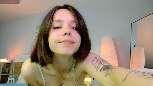 Maya_Campbell webcam